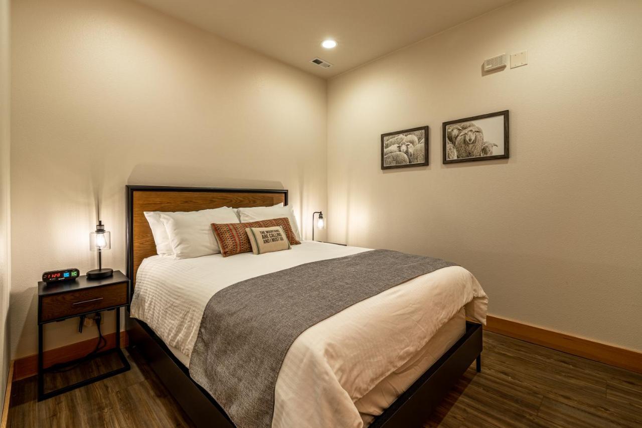 Alpen Dorf Apartahotel Leavenworth